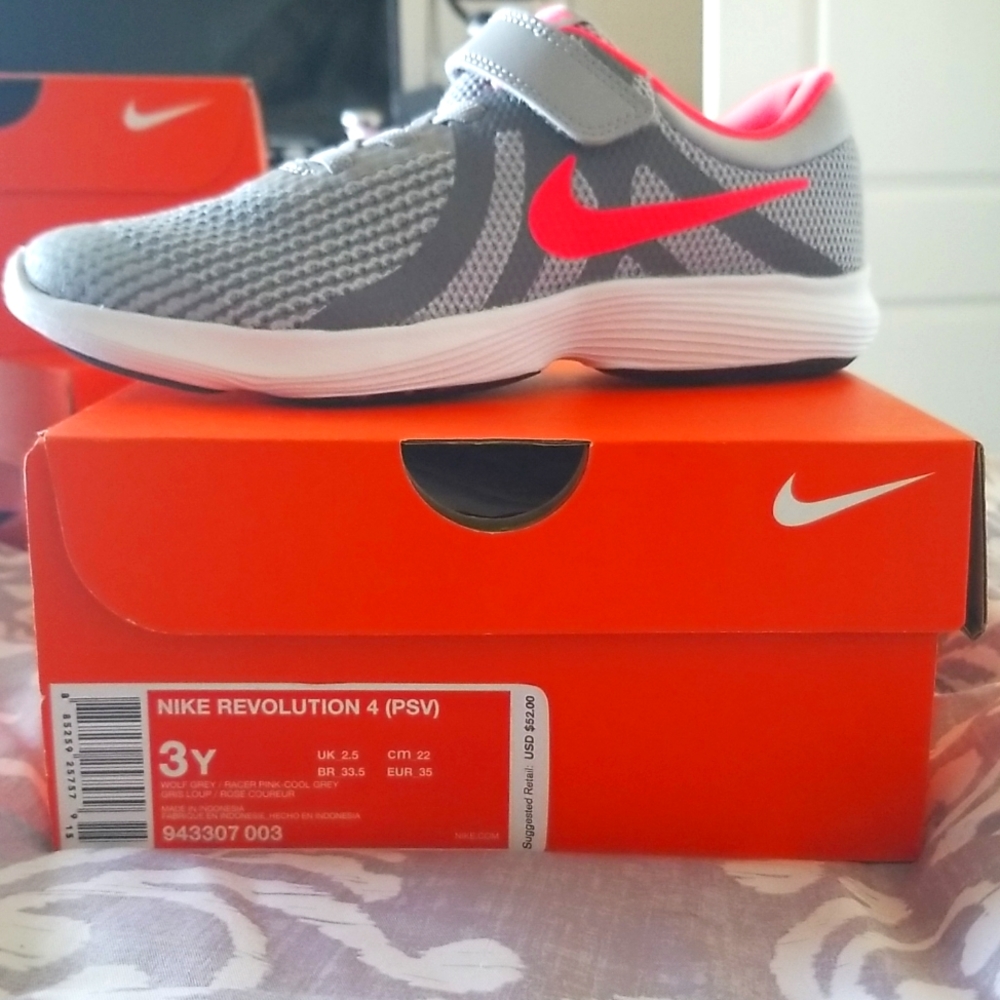 Nike Kids Gray and Hot Pink Mesh Sneaker